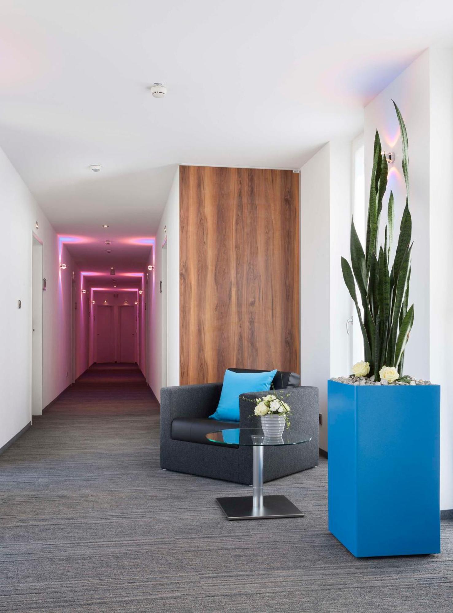 Best Western Hotel Am Europaplatz Königsbrunn Extérieur photo